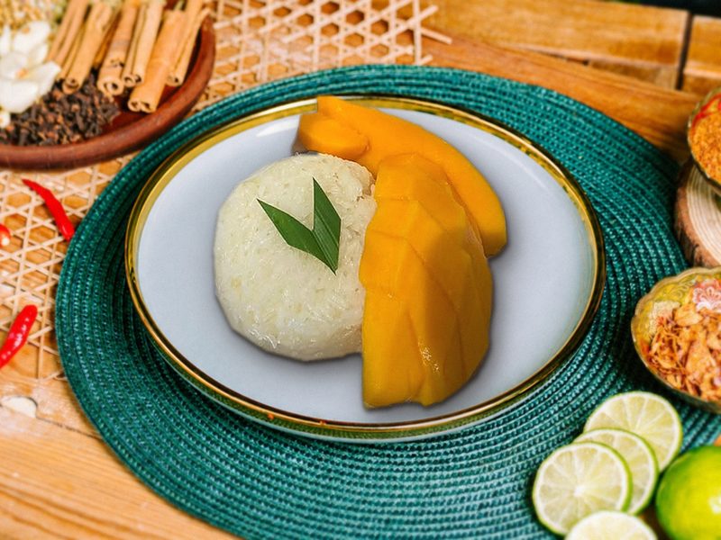 Pulut mangga: pulut santan dengan hirisan mangga